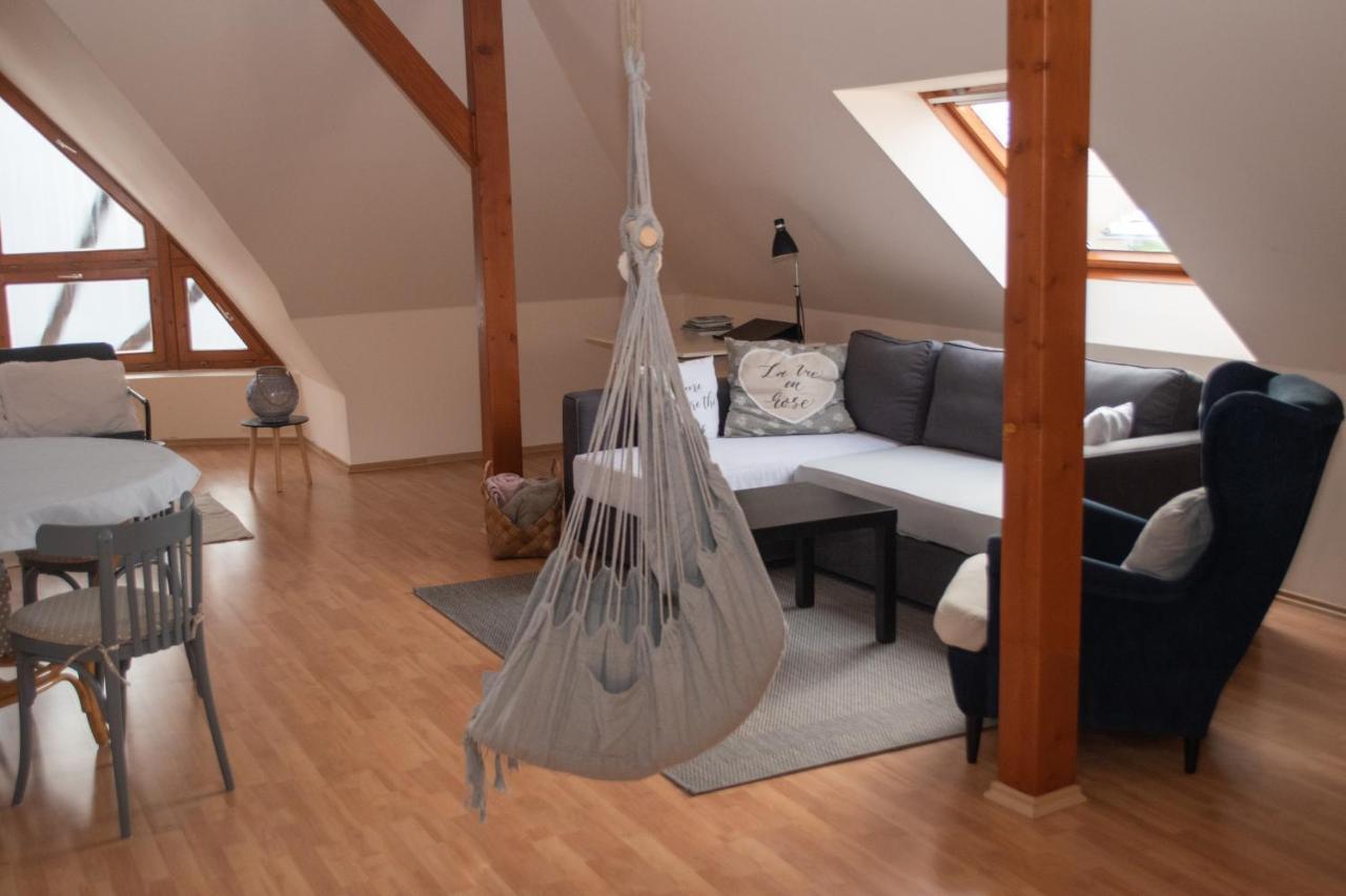 Apartamento Kecelhegyi Vendeghaz Kaposvár Exterior foto