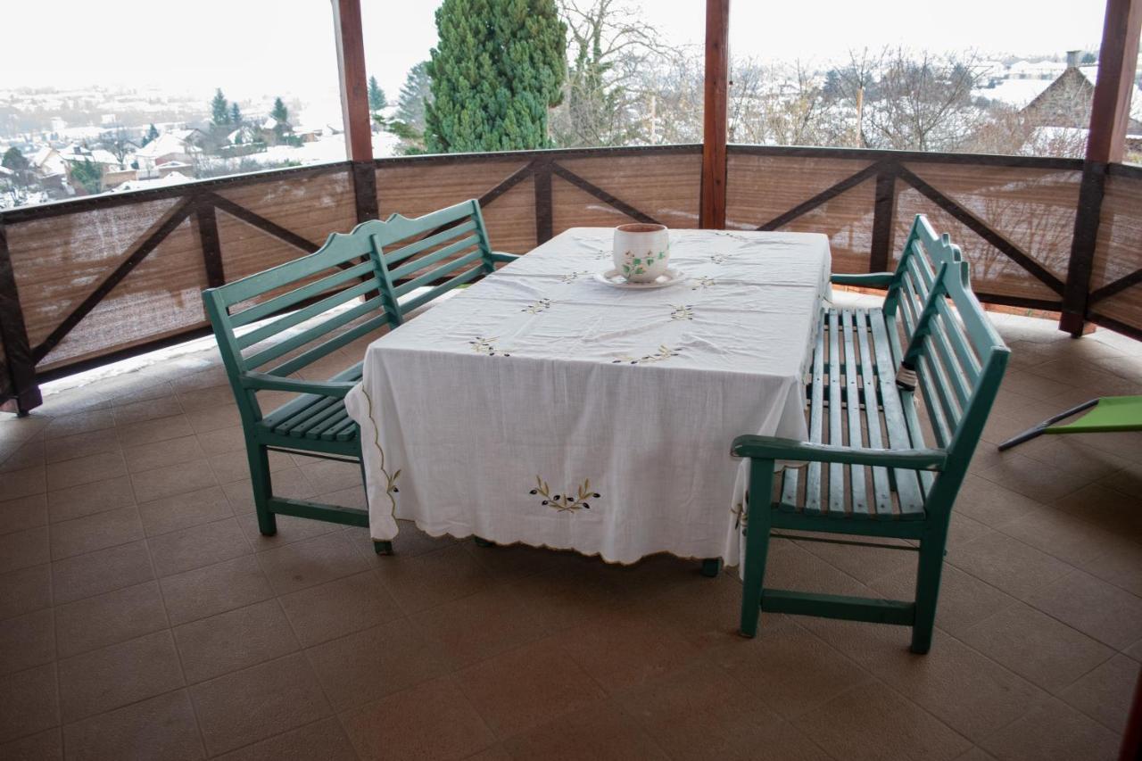 Apartamento Kecelhegyi Vendeghaz Kaposvár Exterior foto